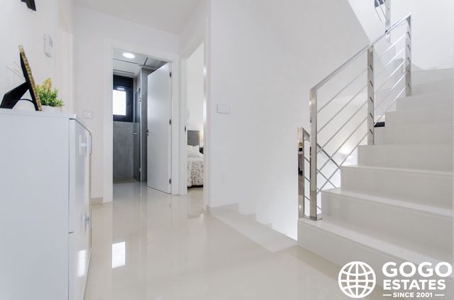 3 camera da letto Villa in vendita in San Miguel de Salinas con piscina garage - 630.000 € (Rif: 9971369)