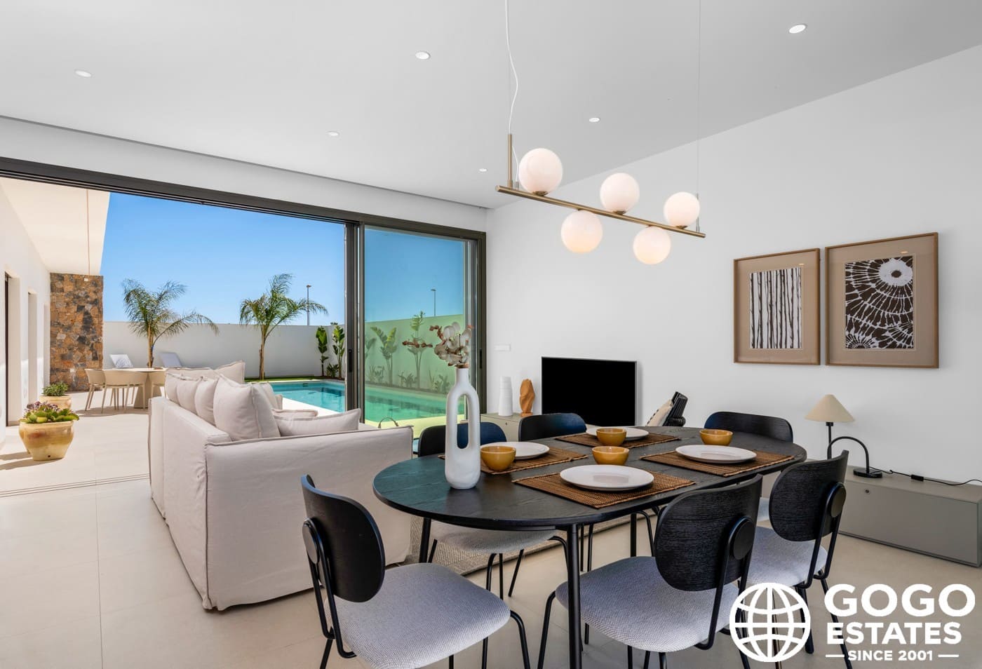 3 soveværelse Villa til salg i Los Alcazares med swimmingpool - € 499.900 (Ref: 9971387)