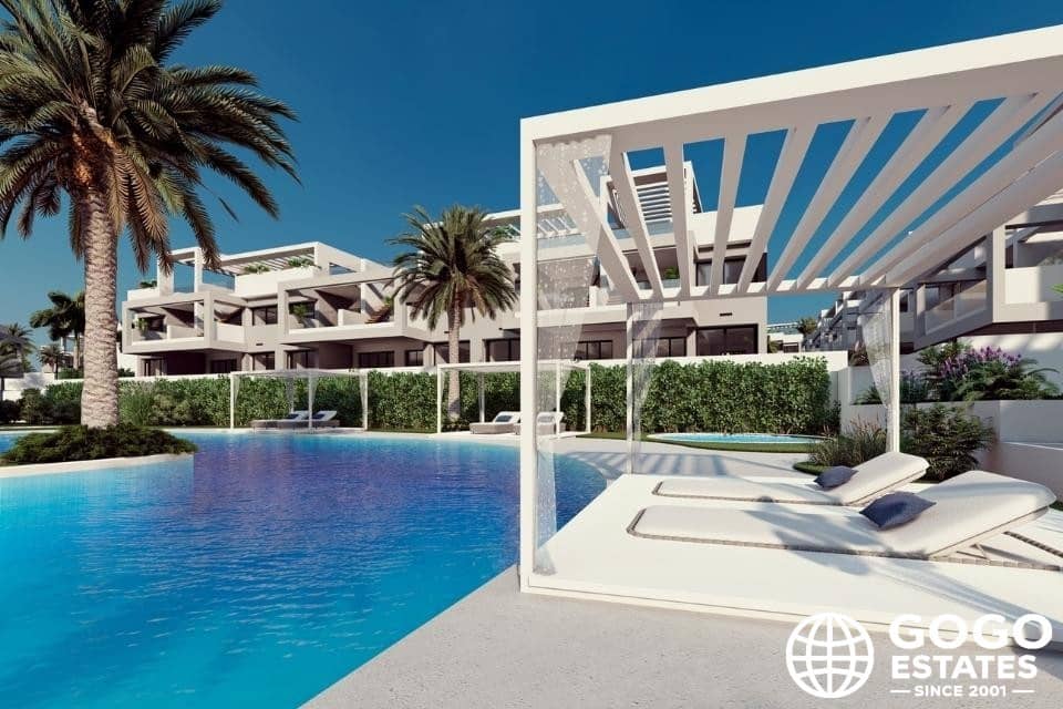 2 sovrum Bungalow till salu i Torrevieja med pool garage - 309 900 € (Ref: 9971394)