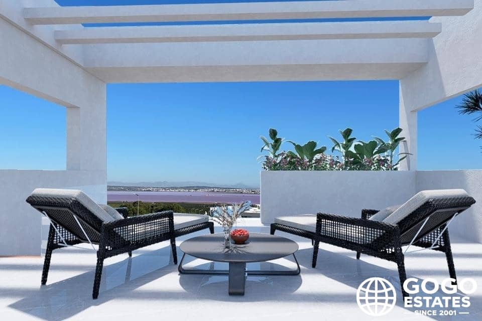 2 sovrum Bungalow till salu i Torrevieja med pool garage - 309 900 € (Ref: 9971394)