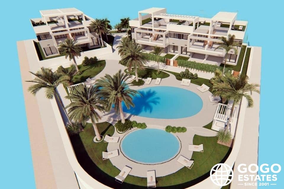 2 sovrum Bungalow till salu i Torrevieja med pool garage - 309 900 € (Ref: 9971394)
