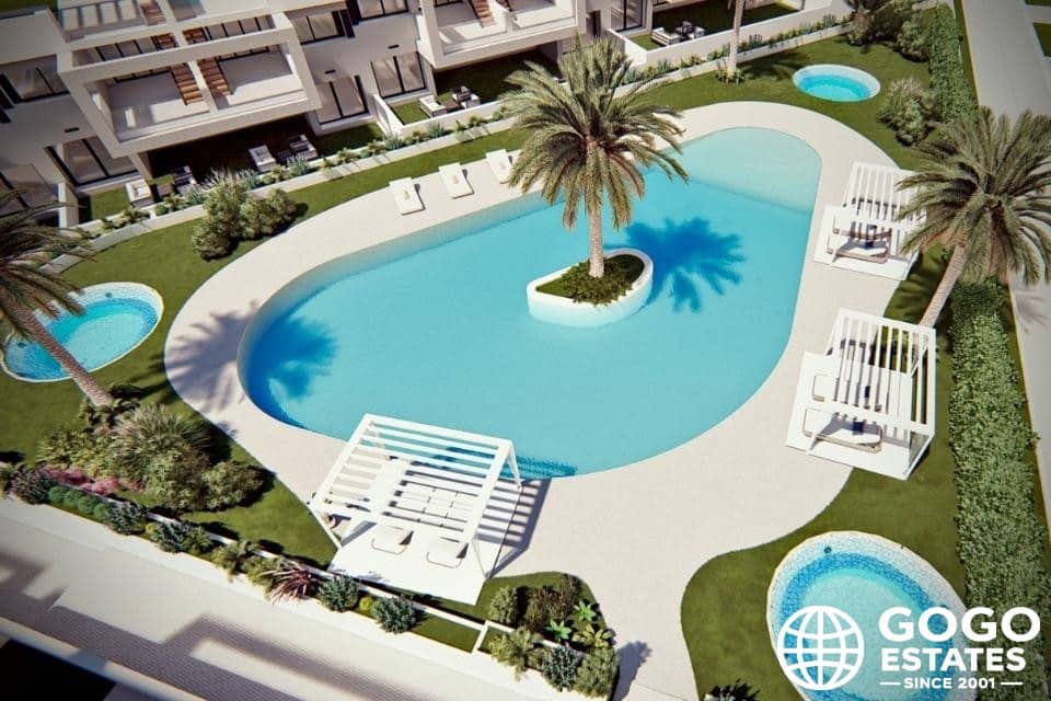 2 sovrum Bungalow till salu i Torrevieja med pool garage - 309 900 € (Ref: 9971394)