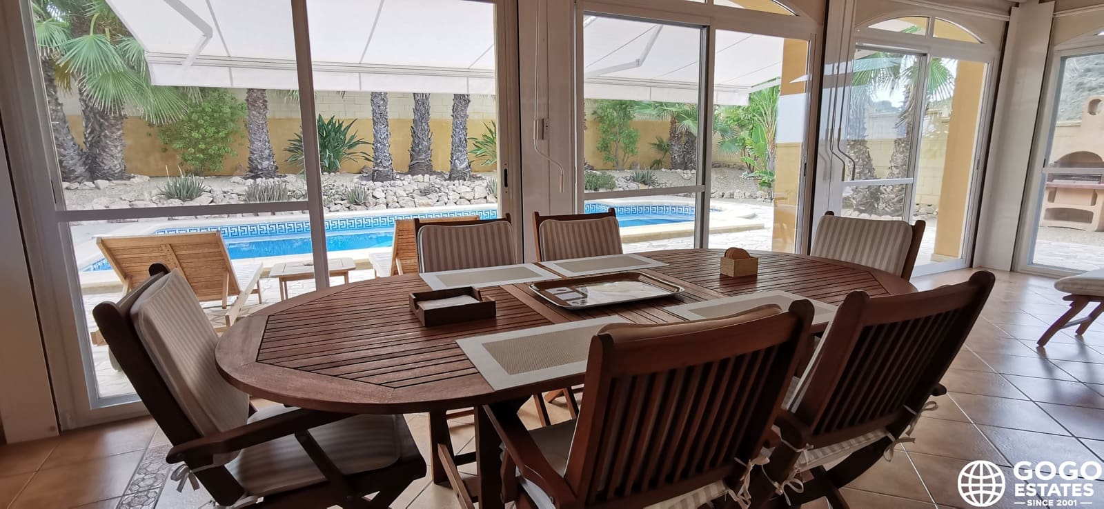 Chalet de 4 habitaciones en Los Collados en venta - 695.000 € (Ref: 9972911)