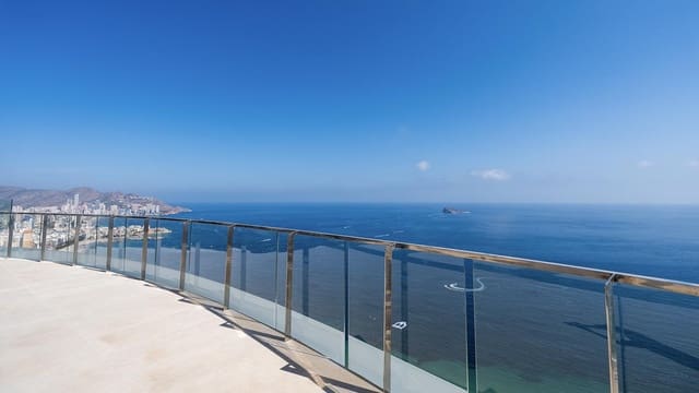 3 quarto Apartamento para venda em Playa Poniente, Benidorm com piscina garagem - 1 346 000 € (Ref: 10118399)