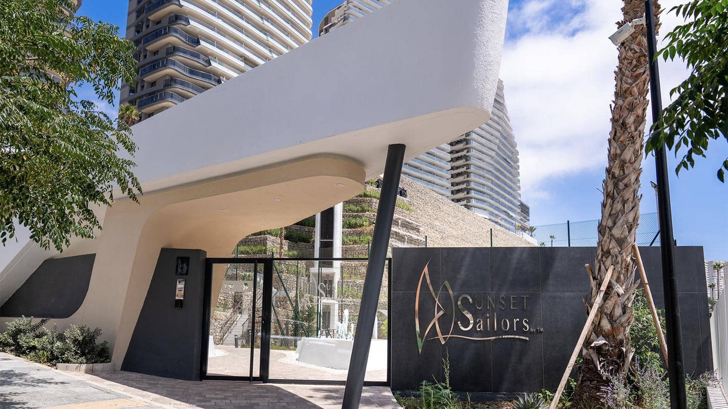 3 quarto Apartamento para venda em Benidorm com piscina garagem - 1 346 000 € (Ref: 10118399)