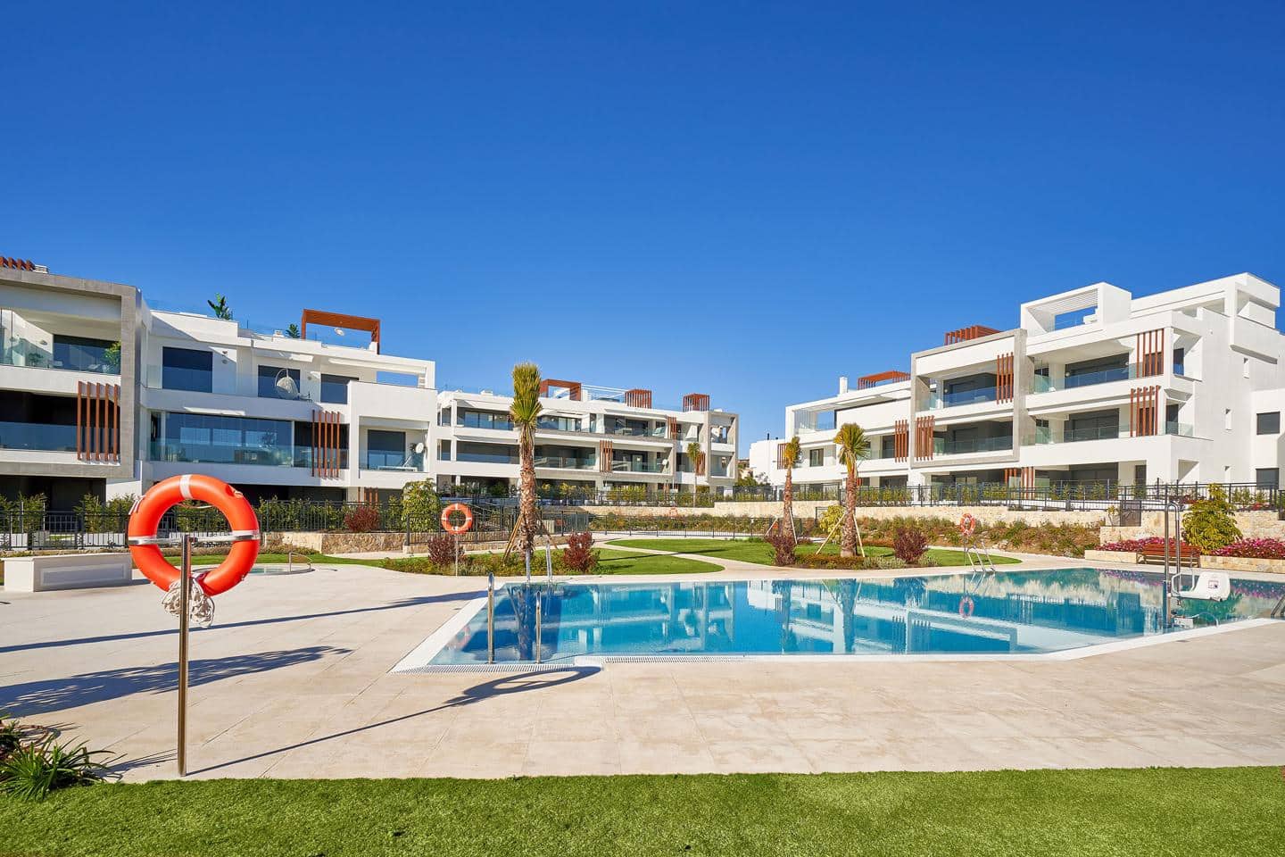2 sovrum Lägenhet till salu i Estepona med pool garage - 540 000 € (Ref: 10118400)