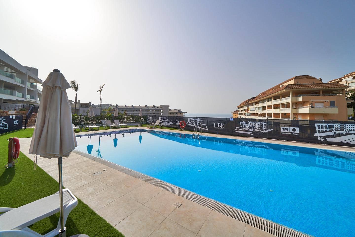 2 bedroom Flat for sale in Fuengirola with pool garage - € 567,000 (Ref: 10118401)