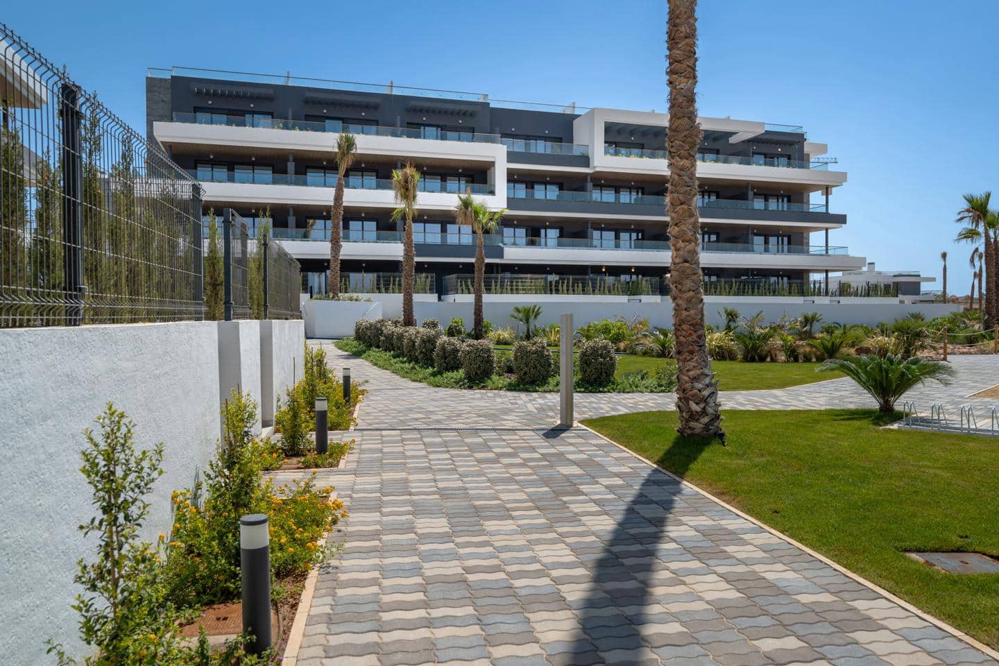 1 makuuhuone Asunto myytävänä paikassa San Juan de los Terreros mukana uima-altaan 
autotalli - 236 000 € (Ref: 9412810)