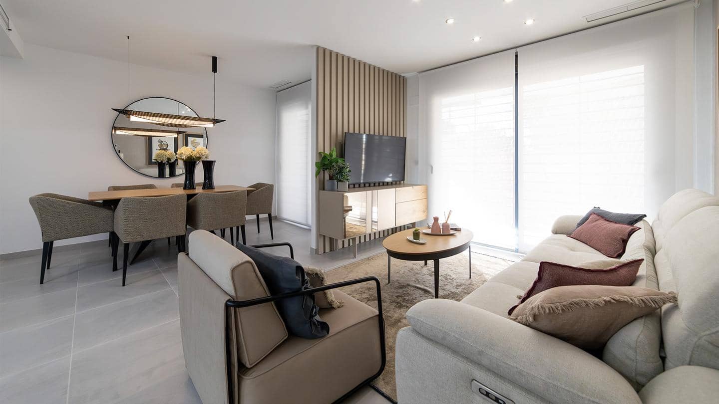 3 bedroom Flat for sale in Torrevieja with pool garage - € 412,000 (Ref: 9412931)