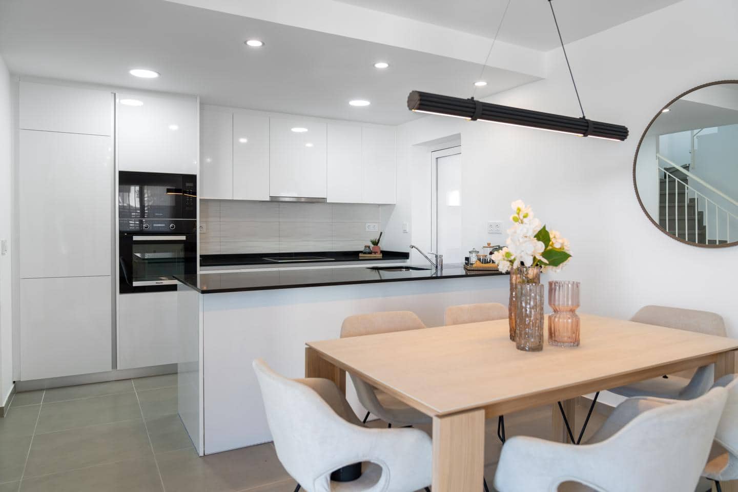 2 sypialnia Mieszkanie na sprzedaż w San Juan de los Terreros z basenem garażem - 394 000 € (Ref: 9412933)