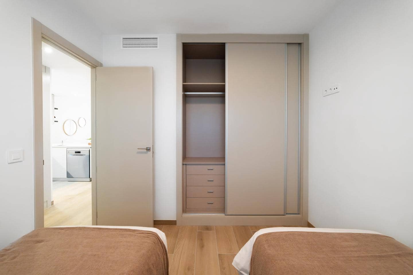 1 quarto Apartamento para venda em El Chaparral com piscina garagem - 251 000 € (Ref: 9460692)