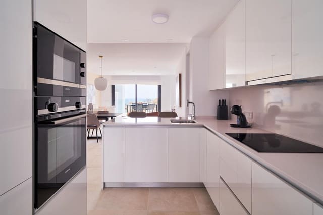 Piso de 2 habitaciones en Las Gaviotas  - Carvajal, Fuengirola en venta con piscina garaje - 635.000 € (Ref: 9460829)