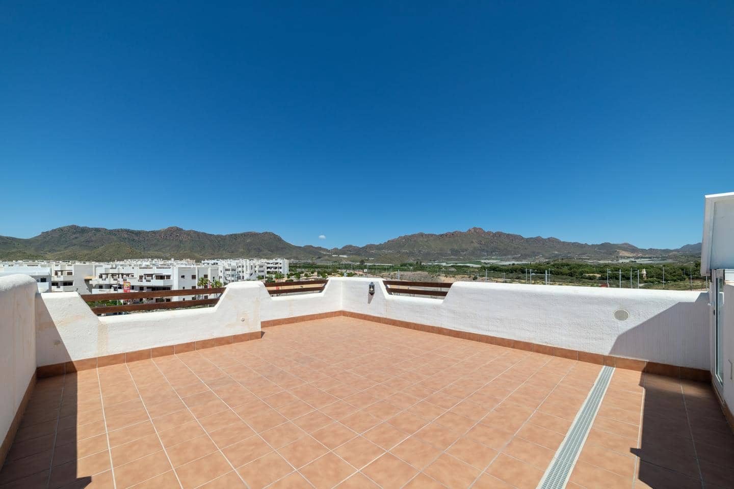 3 slaapkamer Flat te koop in San Juan de los Terreros met zwembad garage - € 228.000 (Ref: 9671215)