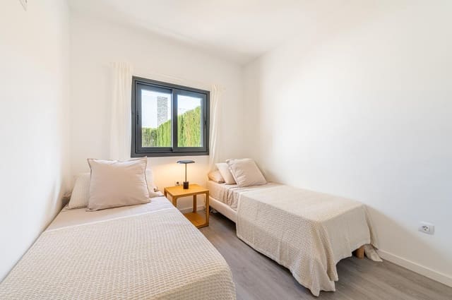 2 makuuhuone Bungalow myytävänä paikassa Cala Murada, Manacor mukana uima-altaan - 398 000 € (Ref: 9902595)