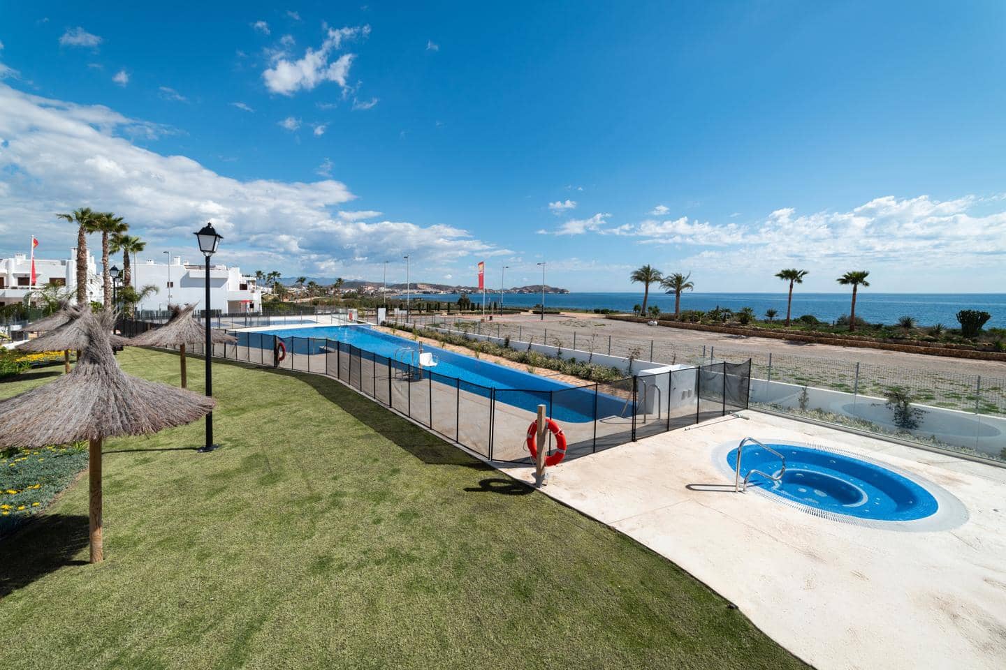 3 quarto Bungalow para venda em San Juan de los Terreros com piscina - 356 000 € (Ref: 9904887)