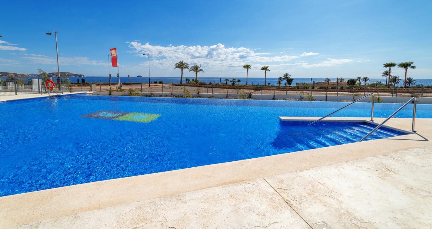 3 quarto Bungalow para venda em San Juan de los Terreros com piscina - 356 000 € (Ref: 9904887)