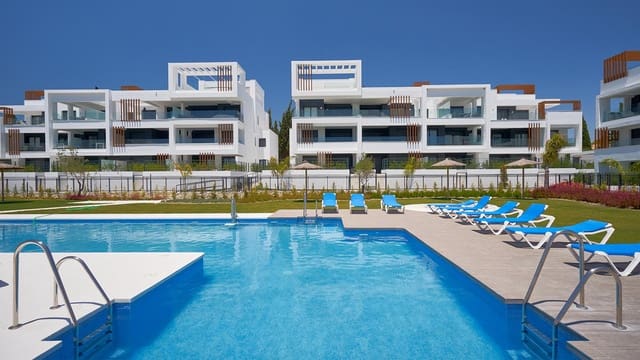 2 chambre Appartement à vendre à Cancelada, Estepona - 540 000 € (Ref: 9905031)