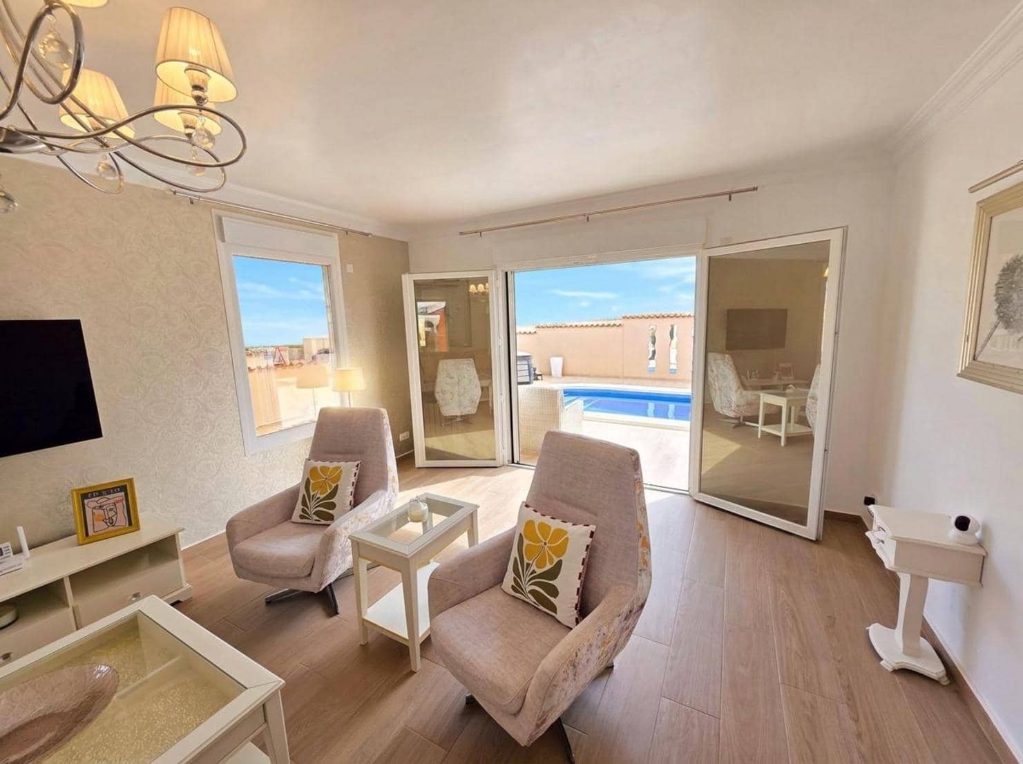 3 soveværelse Villa til salg i Rojales med swimmingpool garage - € 525.000 (Ref: 10172724)