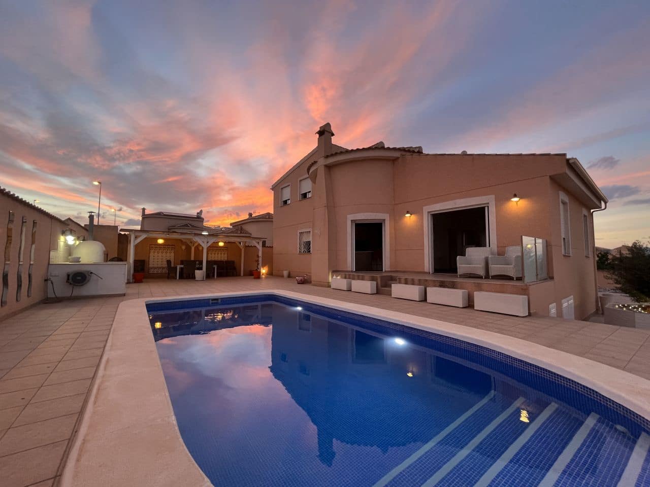 3 soveværelse Villa til salg i Rojales med swimmingpool garage - € 525.000 (Ref: 10172724)