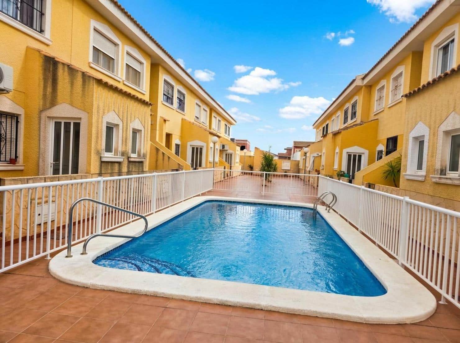 2 slaapkamer Appartement te koop in Formentera del Segura met zwembad - € 139.000 (Ref: 10172726)