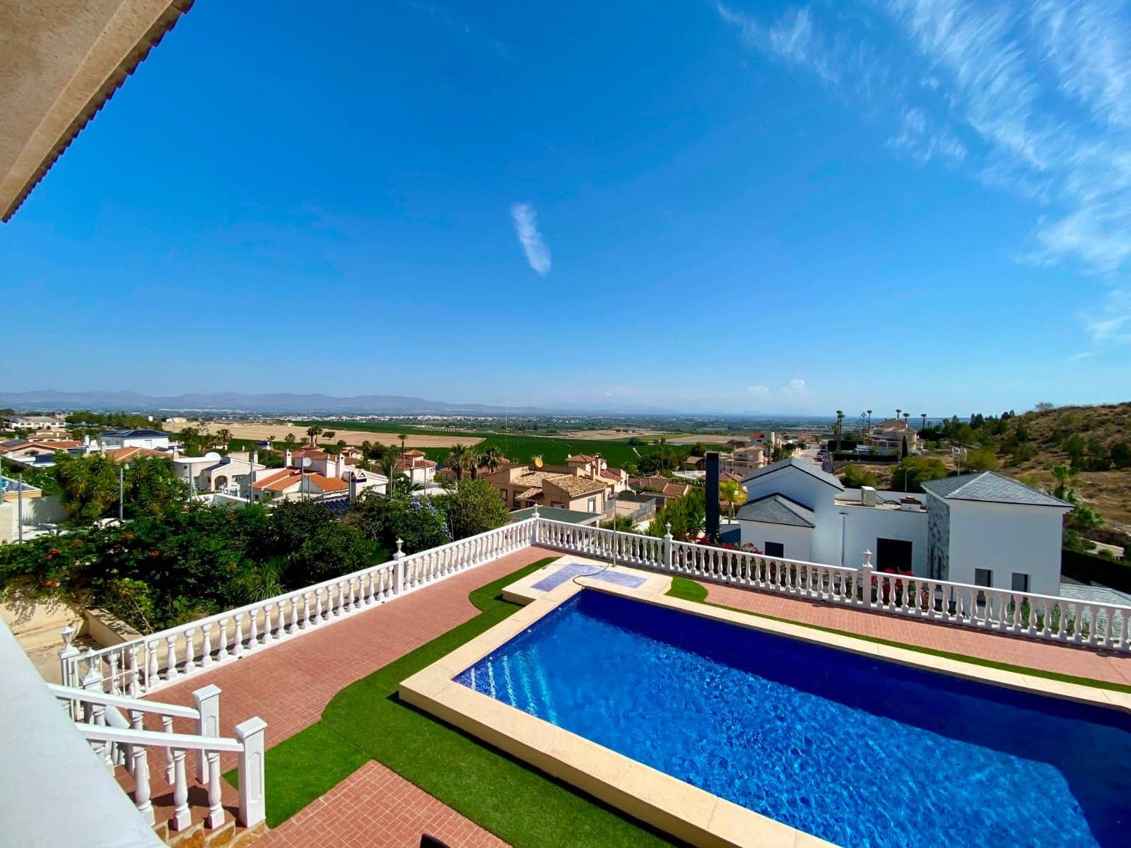 3 bedroom Villa for sale in Algorfa with pool garage - € 599,990 (Ref: 10185923)