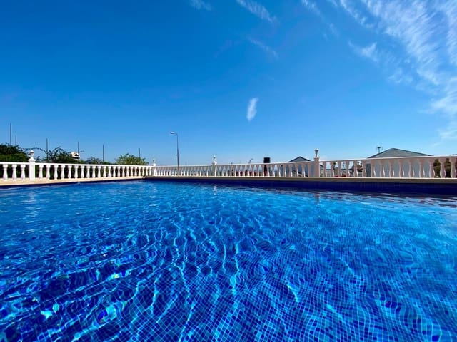 3 bedroom Villa for sale in Algorfa with pool garage - € 599,990 (Ref: 10185923)