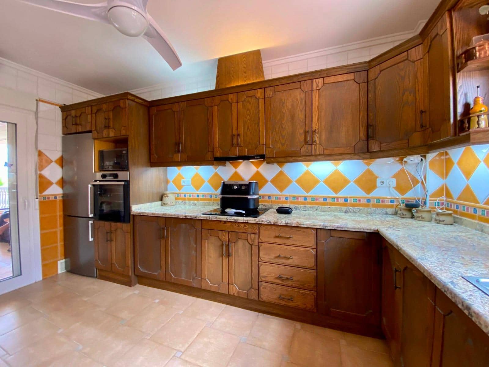 3 bedroom Villa for sale in Algorfa with pool garage - € 599,990 (Ref: 10185923)