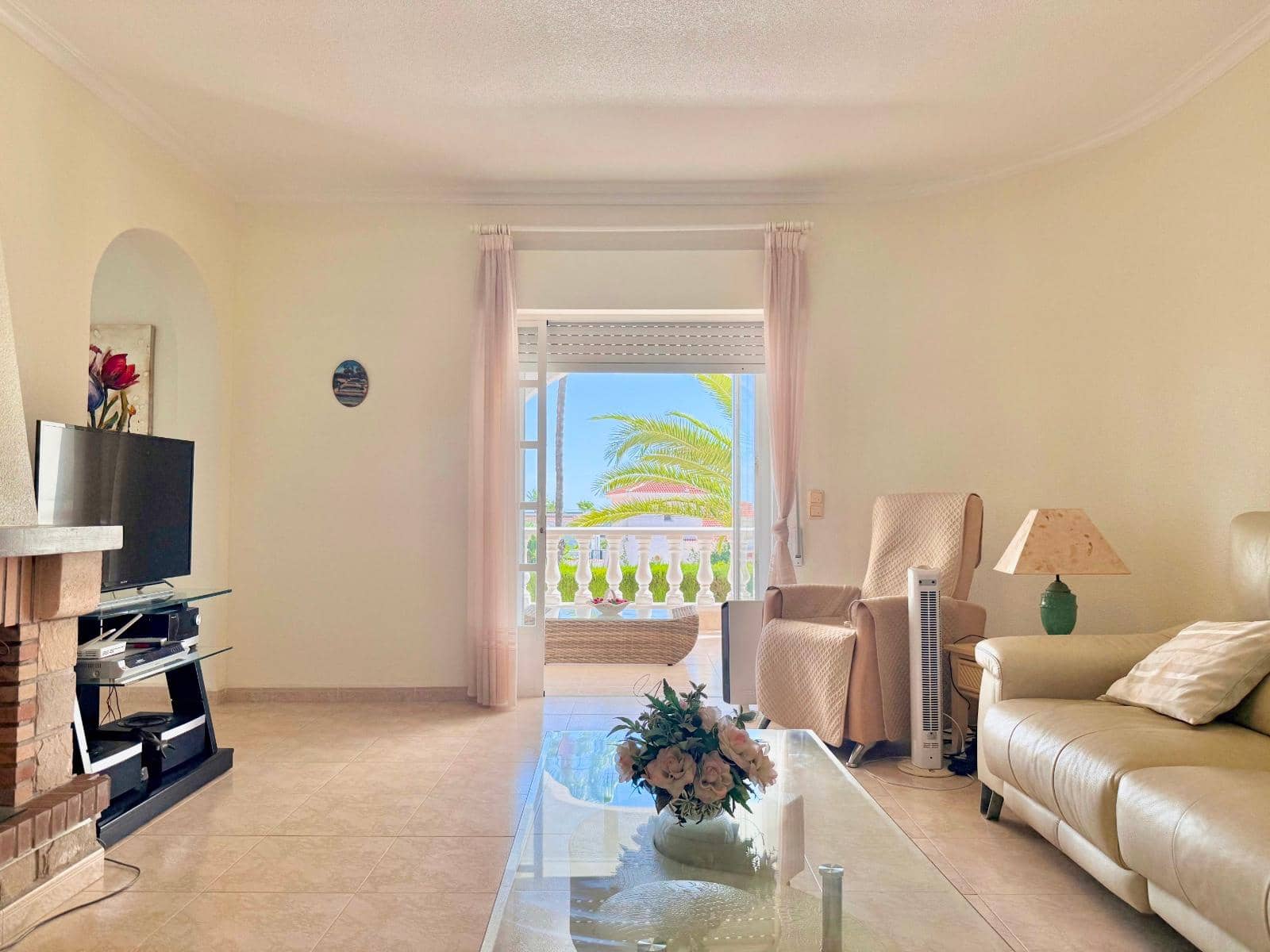 4 Zimmer Villa zu verkaufen in Ciudad Quesada mit Pool Garage - 690.000 € (Ref: 10185925)