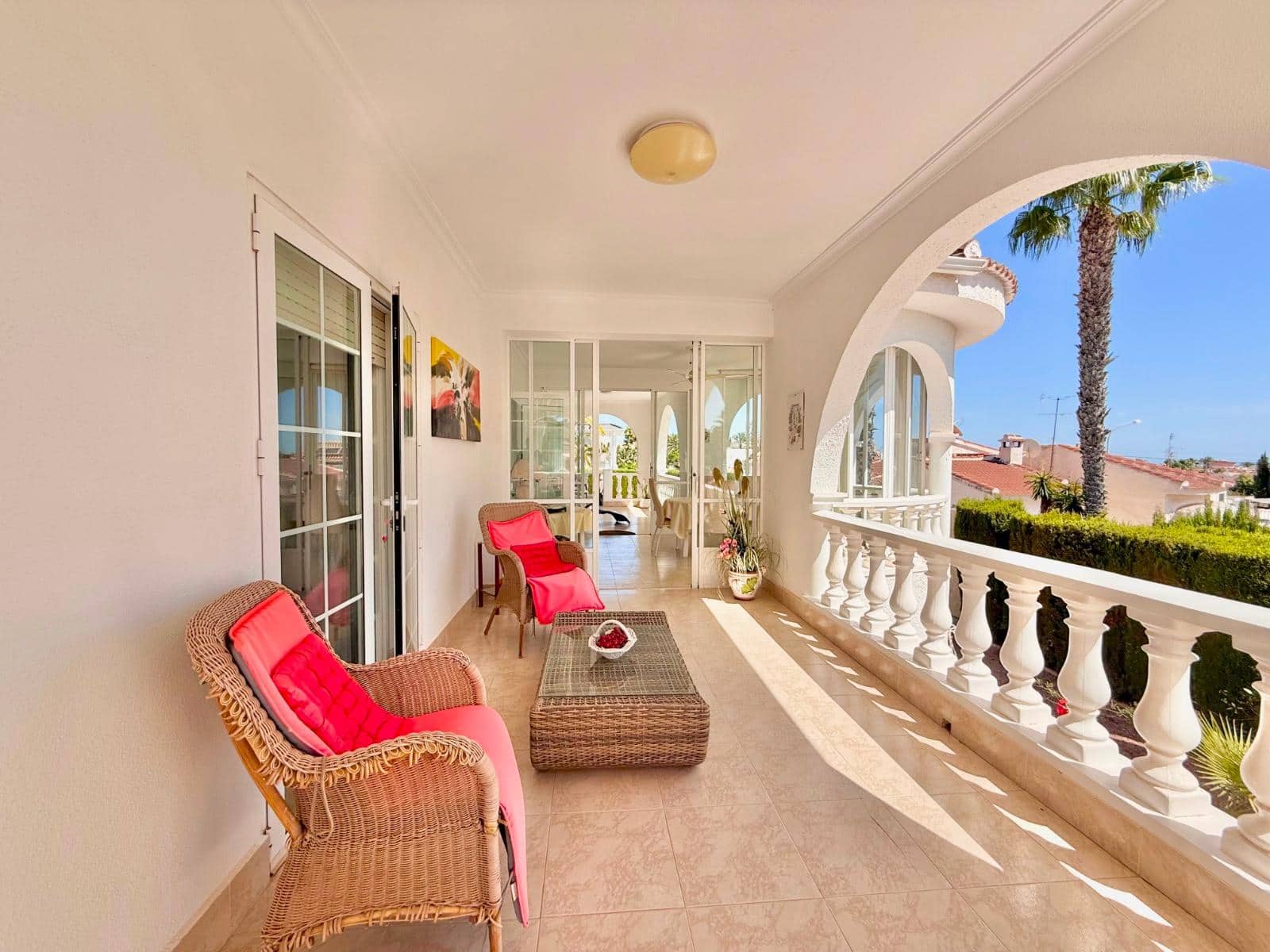 4 Zimmer Villa zu verkaufen in Ciudad Quesada mit Pool Garage - 690.000 € (Ref: 10185925)