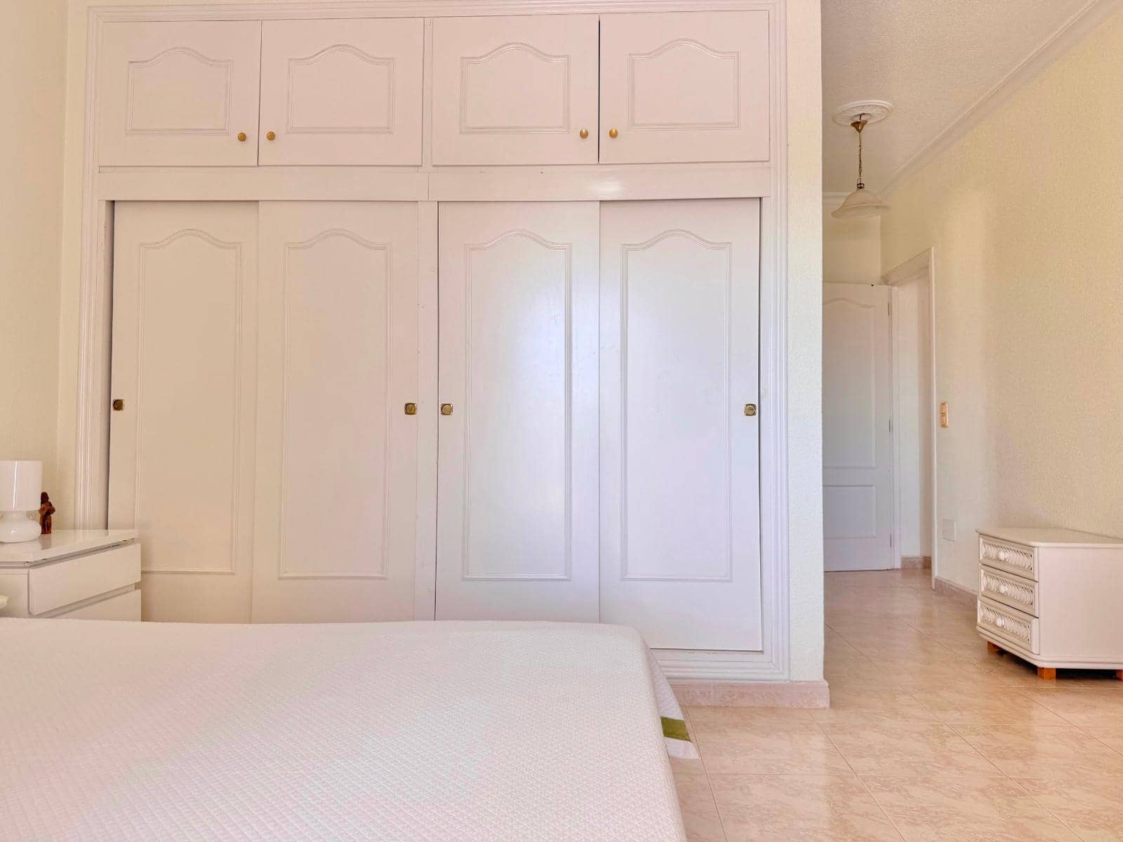 4 Zimmer Villa zu verkaufen in Ciudad Quesada mit Pool Garage - 690.000 € (Ref: 10185925)