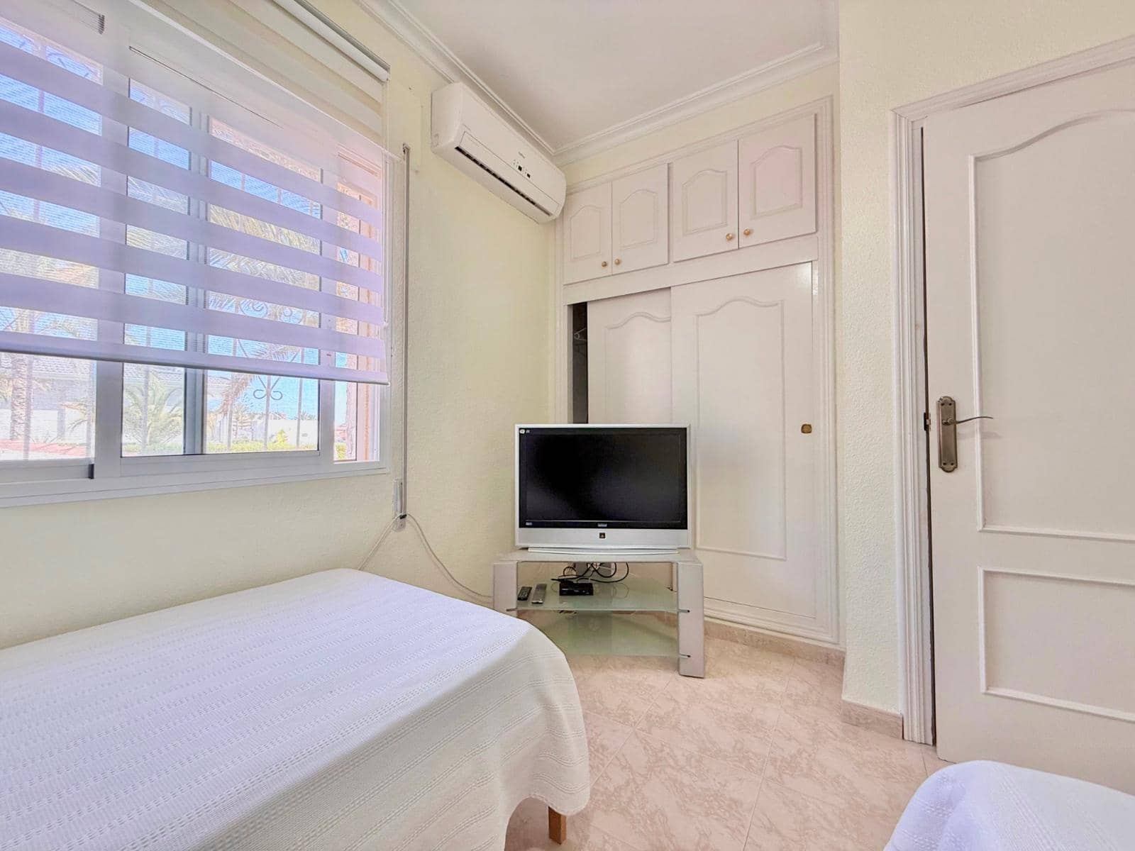4 Zimmer Villa zu verkaufen in Ciudad Quesada mit Pool Garage - 690.000 € (Ref: 10185925)