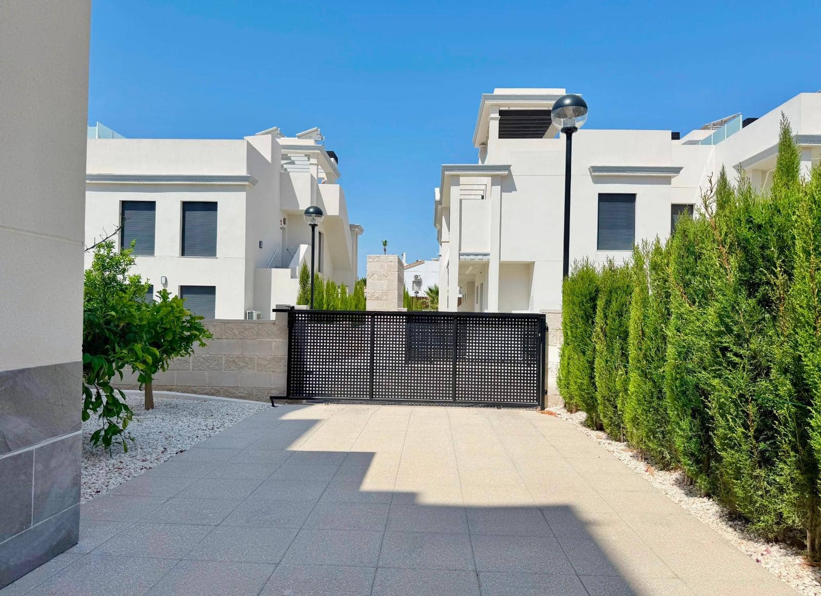 2 soverom Leilighet til salgs i Ciudad Quesada med svømmebasseng garasje - € 339 950 (Ref: 10185928)