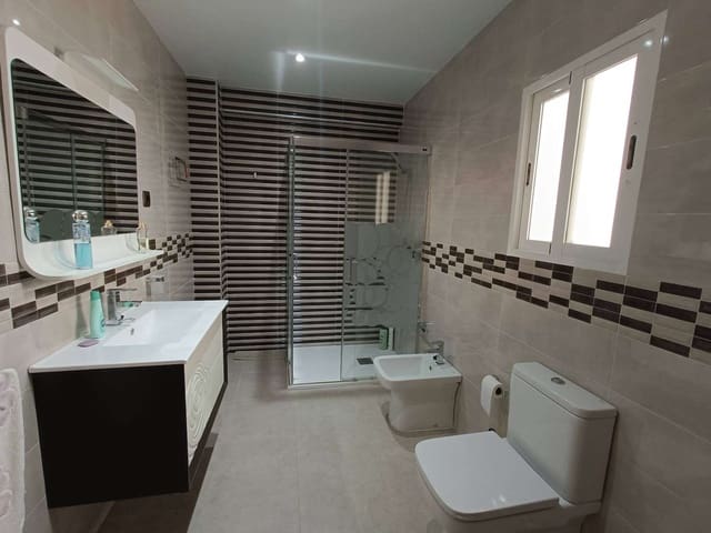 3 Zimmer Haus zu verkaufen in Illora mit Garage - 98.000 € (Ref: 10026063)