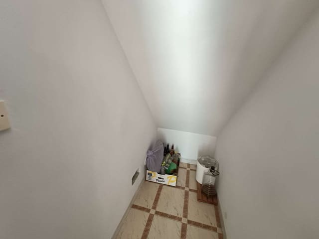 3 Zimmer Haus zu verkaufen in Illora mit Garage - 98.000 € (Ref: 10026063)