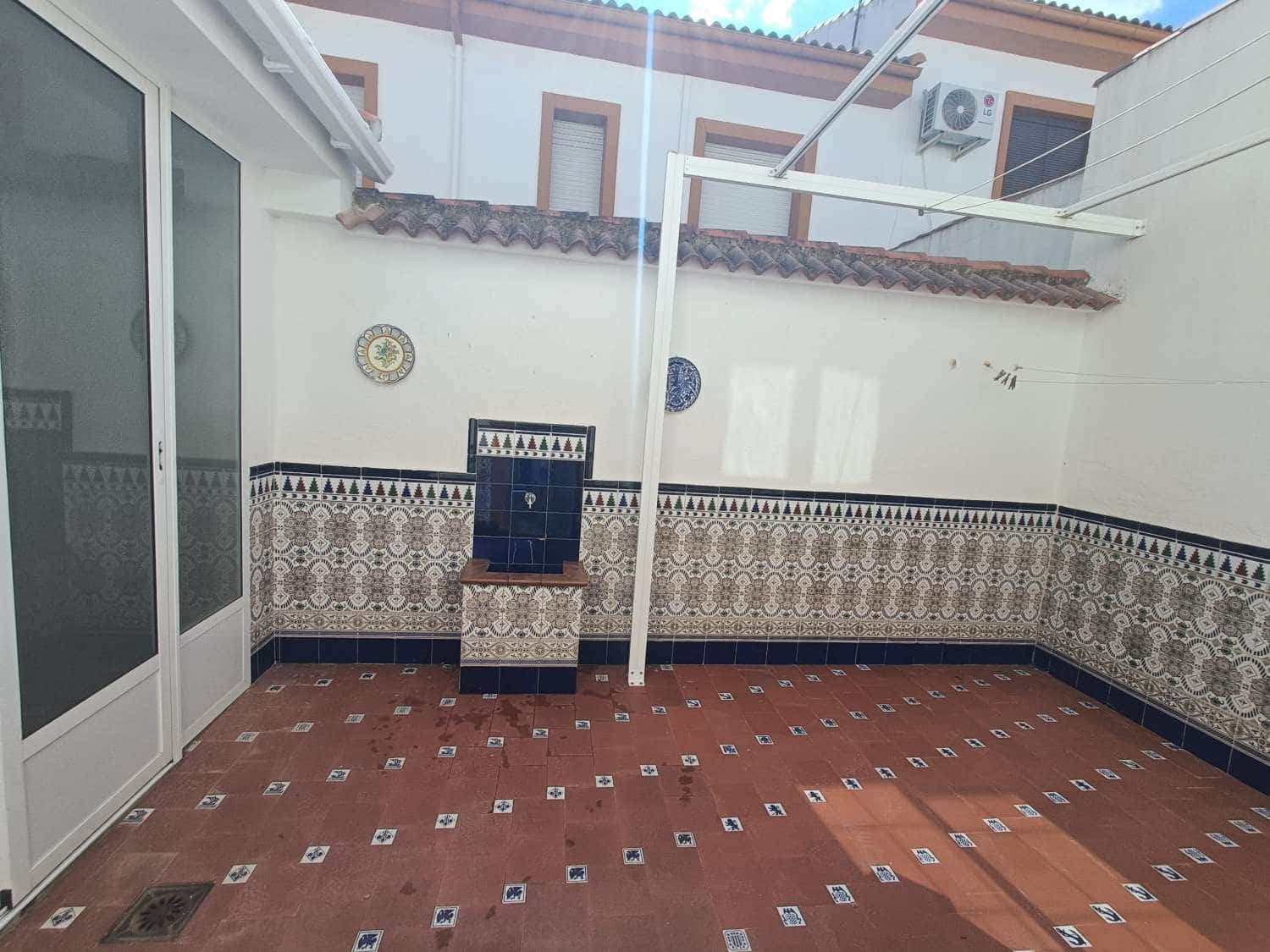 3 Zimmer Haus zu verkaufen in Illora mit Garage - 98.000 € (Ref: 10026063)