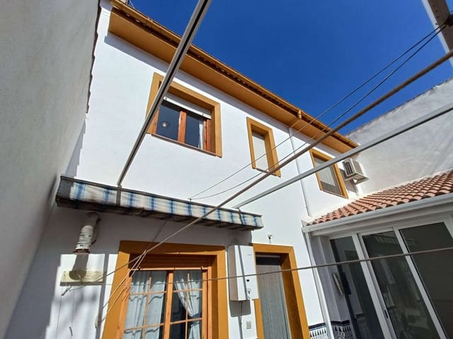 3 Zimmer Haus zu verkaufen in Illora mit Garage - 98.000 € (Ref: 10026063)