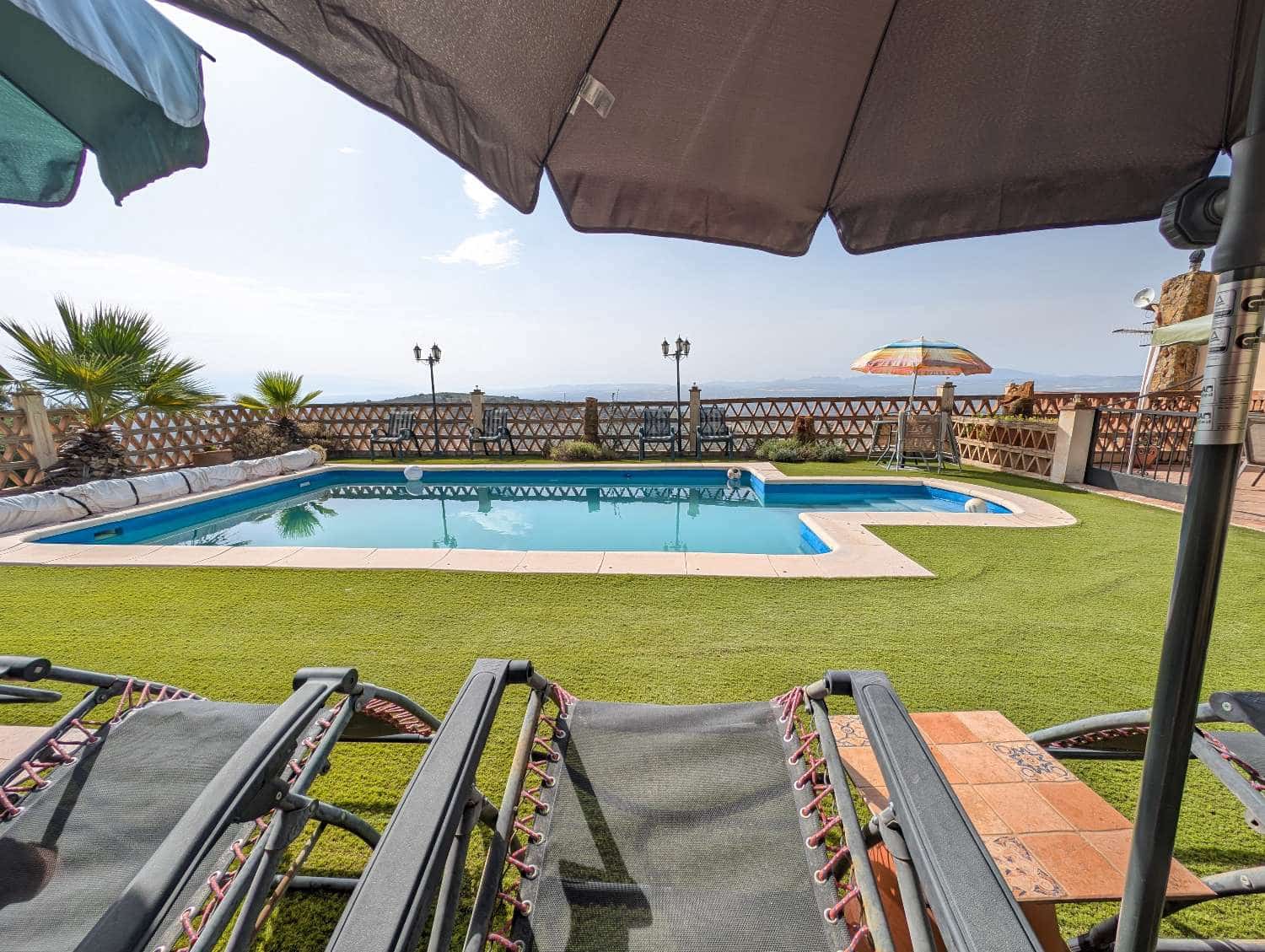 3 chambre Finca/Maison de Campagne à vendre à Montefrio avec piscine garage - 350 000 € (Ref: 10036314)