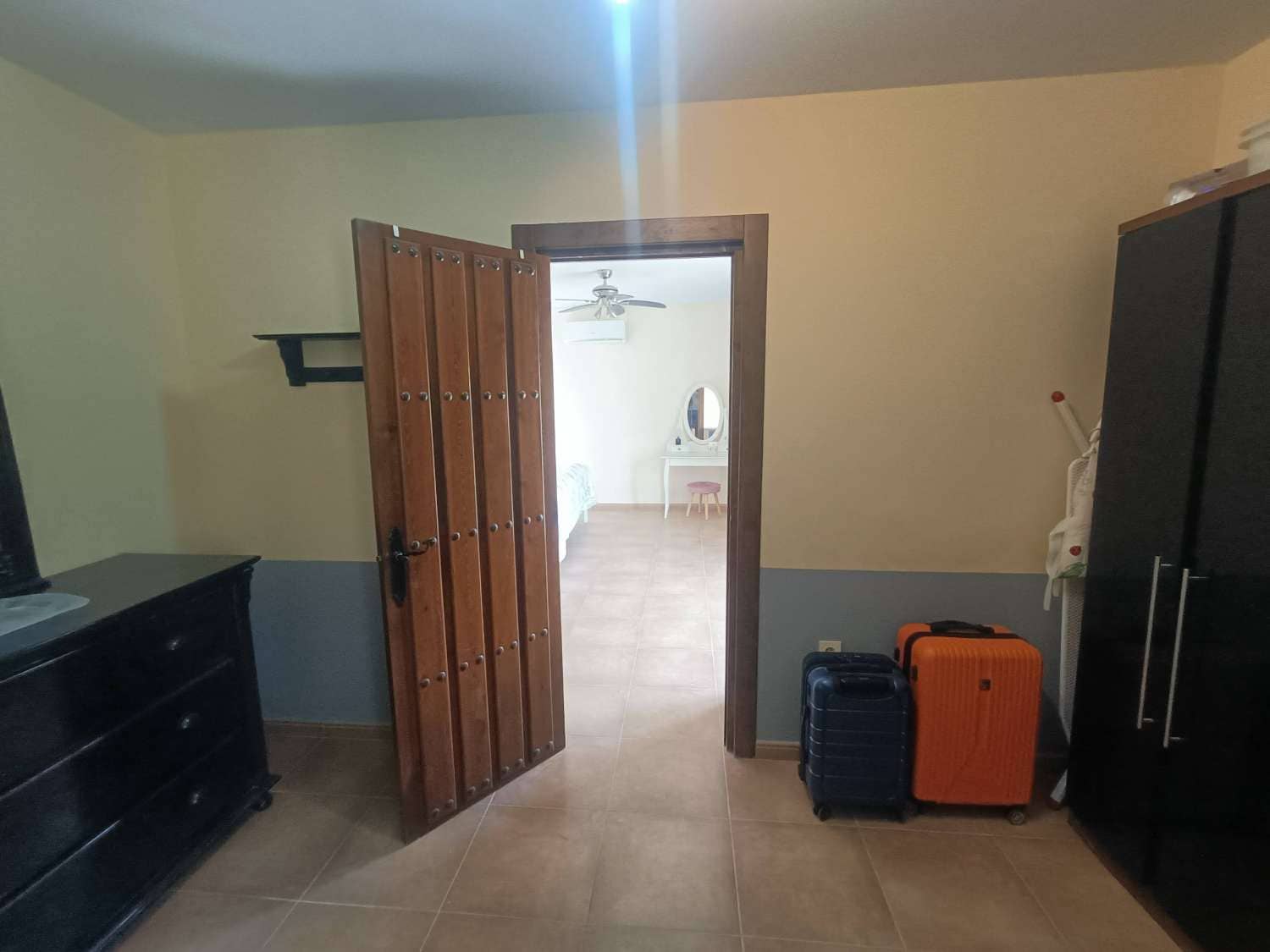 4 slaapkamer Finca/Landhuis te koop in Montefrio met zwembad garage - € 450.000 (Ref: 10066977)