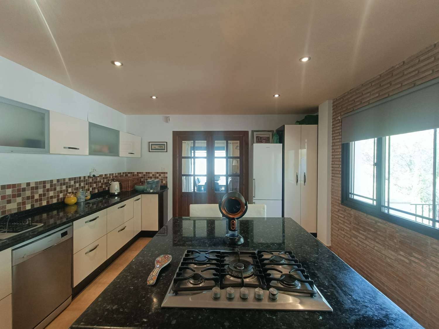 4 slaapkamer Finca/Landhuis te koop in Montefrio met zwembad garage - € 450.000 (Ref: 10066977)