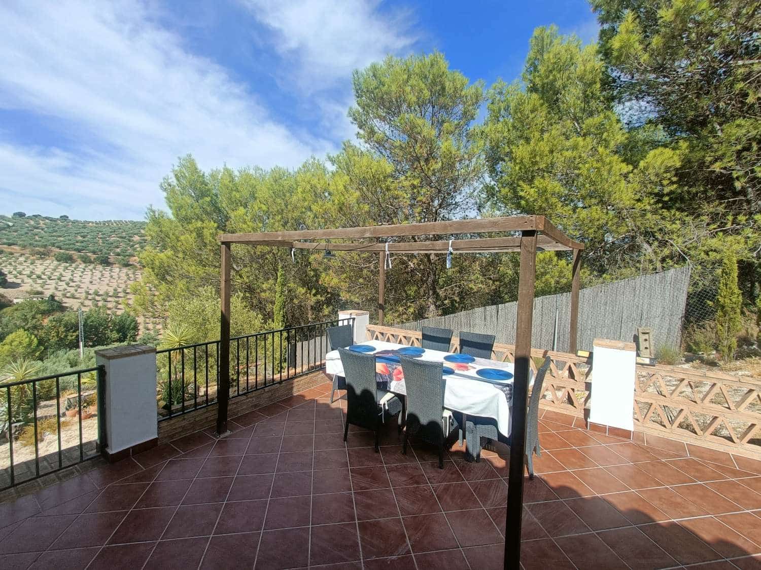 4 slaapkamer Finca/Landhuis te koop in Montefrio met zwembad garage - € 450.000 (Ref: 10066977)
