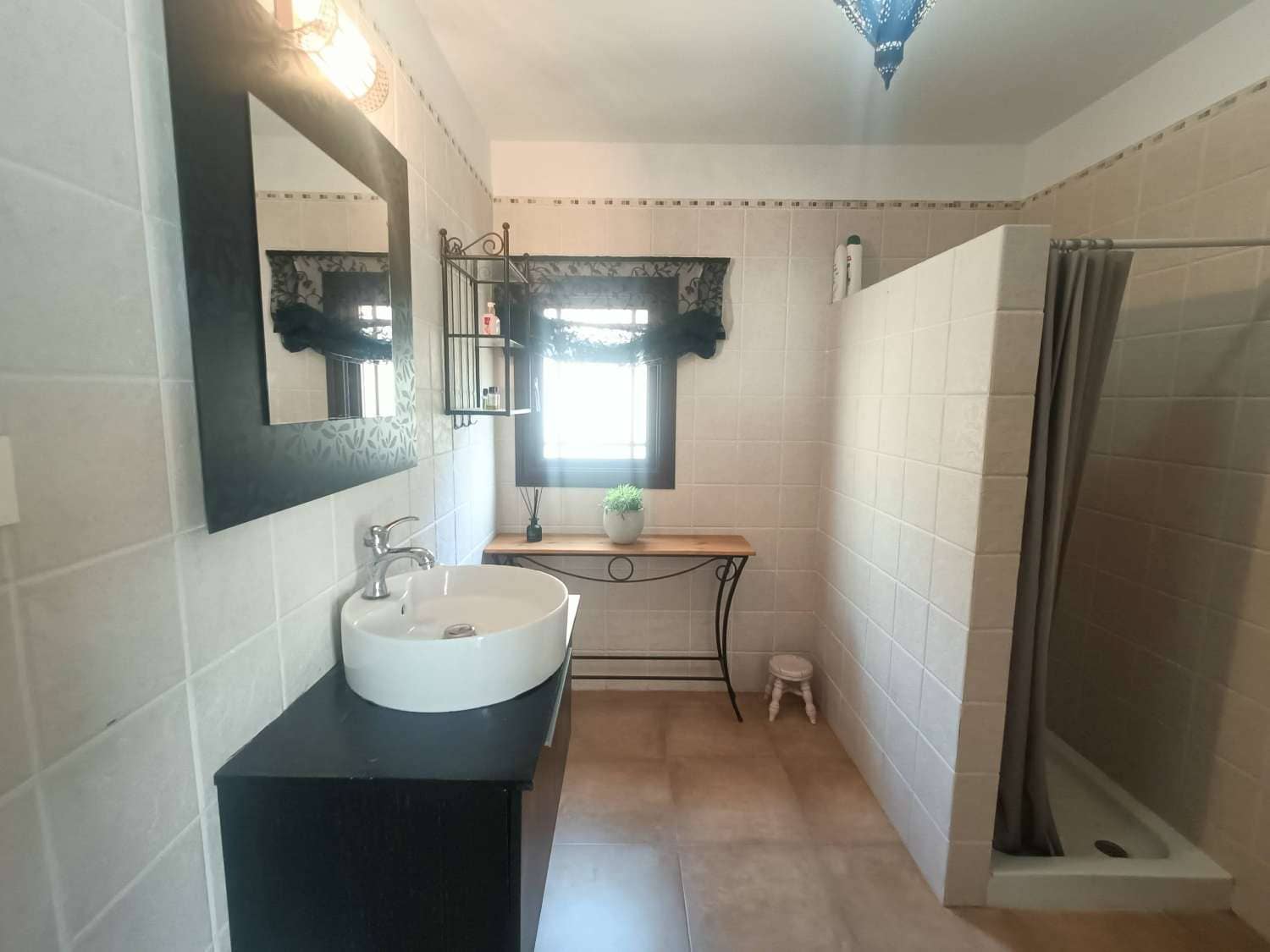 4 slaapkamer Finca/Landhuis te koop in Montefrio met zwembad garage - € 450.000 (Ref: 10066977)