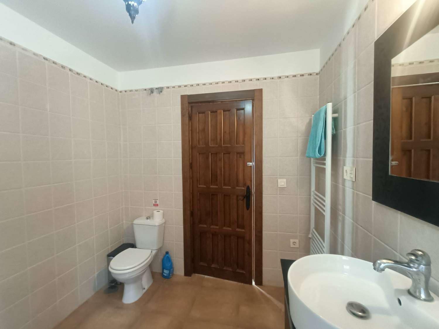 4 slaapkamer Finca/Landhuis te koop in Montefrio met zwembad garage - € 450.000 (Ref: 10066977)
