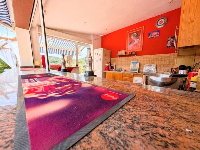 4 slaapkamer Finca/Landhuis te koop in Montefrío met zwembad garage - € 450.000 (Ref: 10066977)