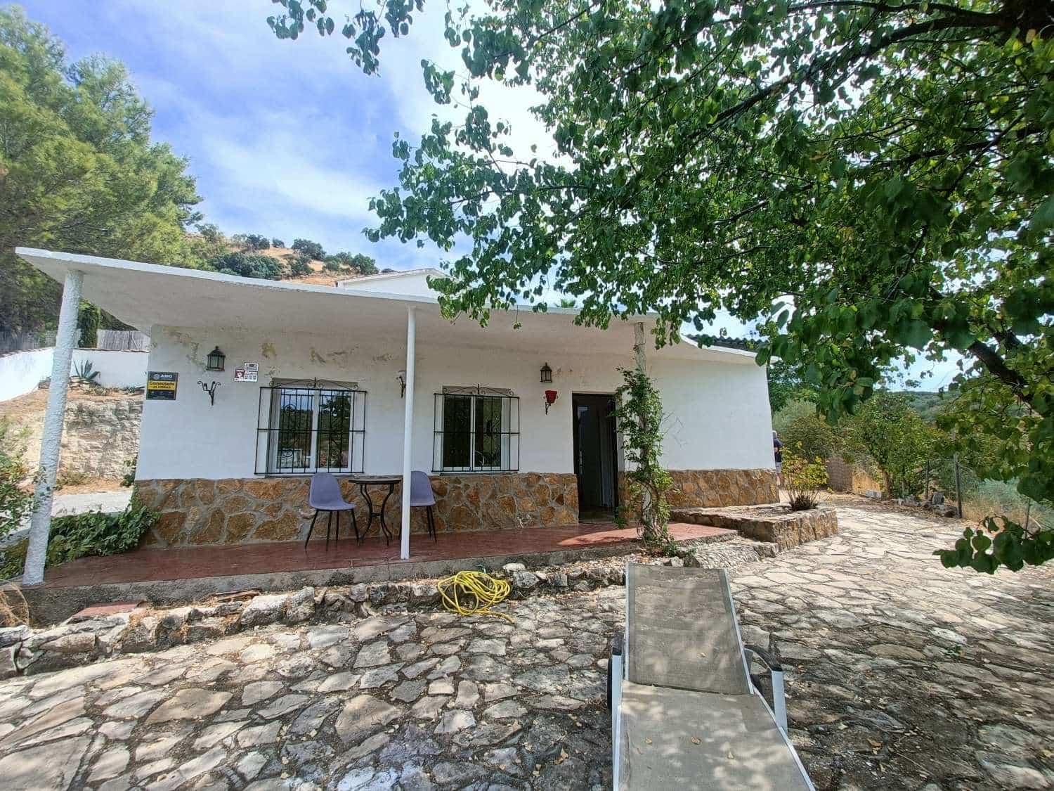 4 slaapkamer Finca/Landhuis te koop in Montefrio met zwembad garage - € 450.000 (Ref: 10066977)