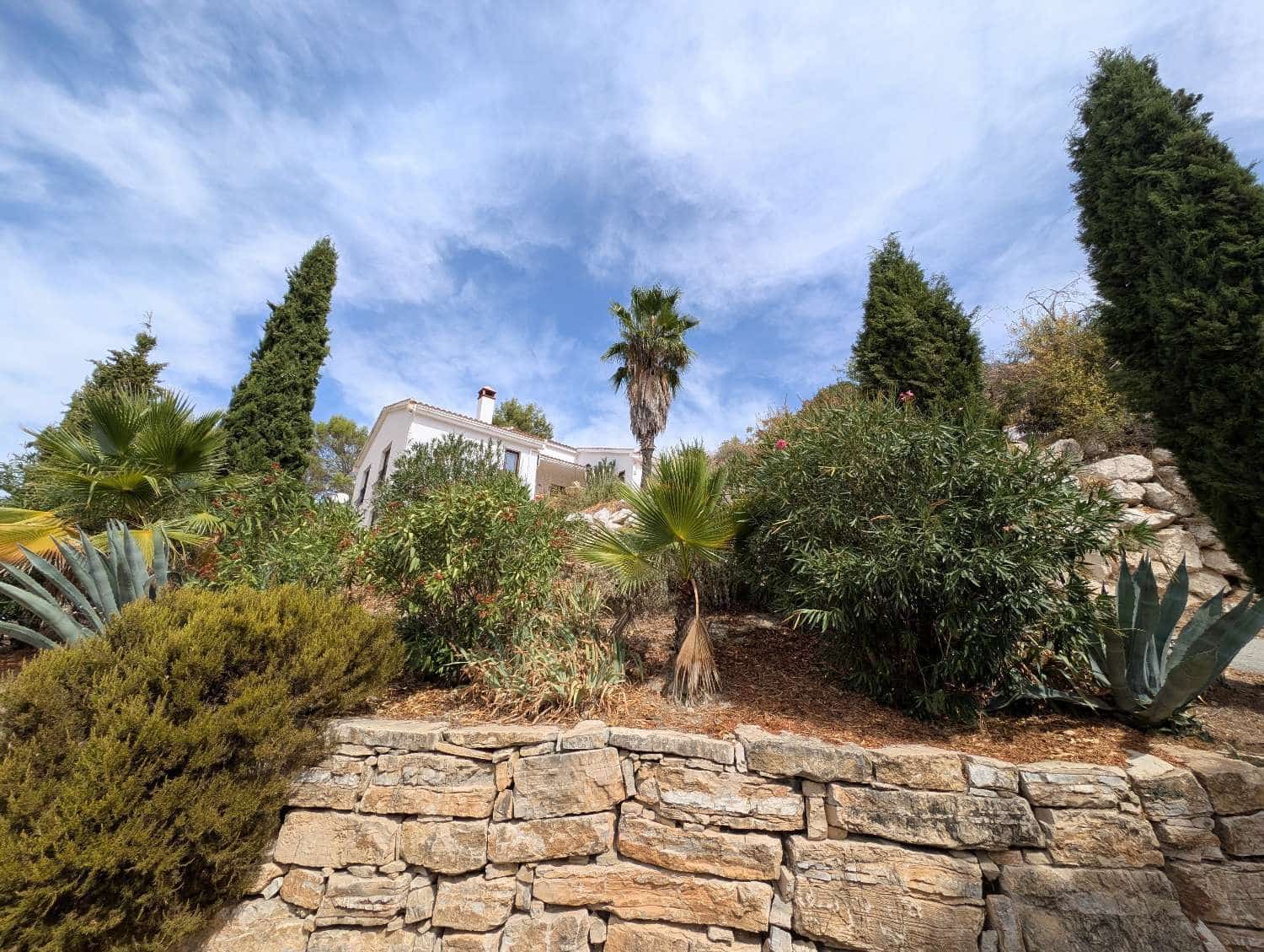 4 slaapkamer Finca/Landhuis te koop in Montefrio met zwembad garage - € 450.000 (Ref: 10066977)