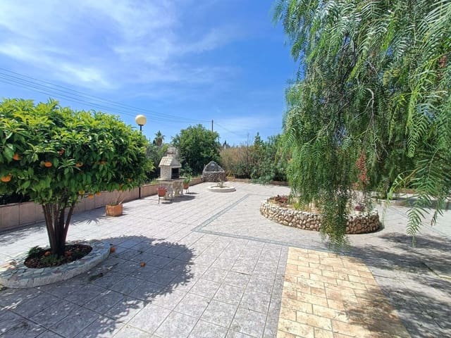 3 quarto Quinta/Casa Rural para venda em Moraleda de Zafayona com piscina garagem - 225 000 € (Ref: 10071877)