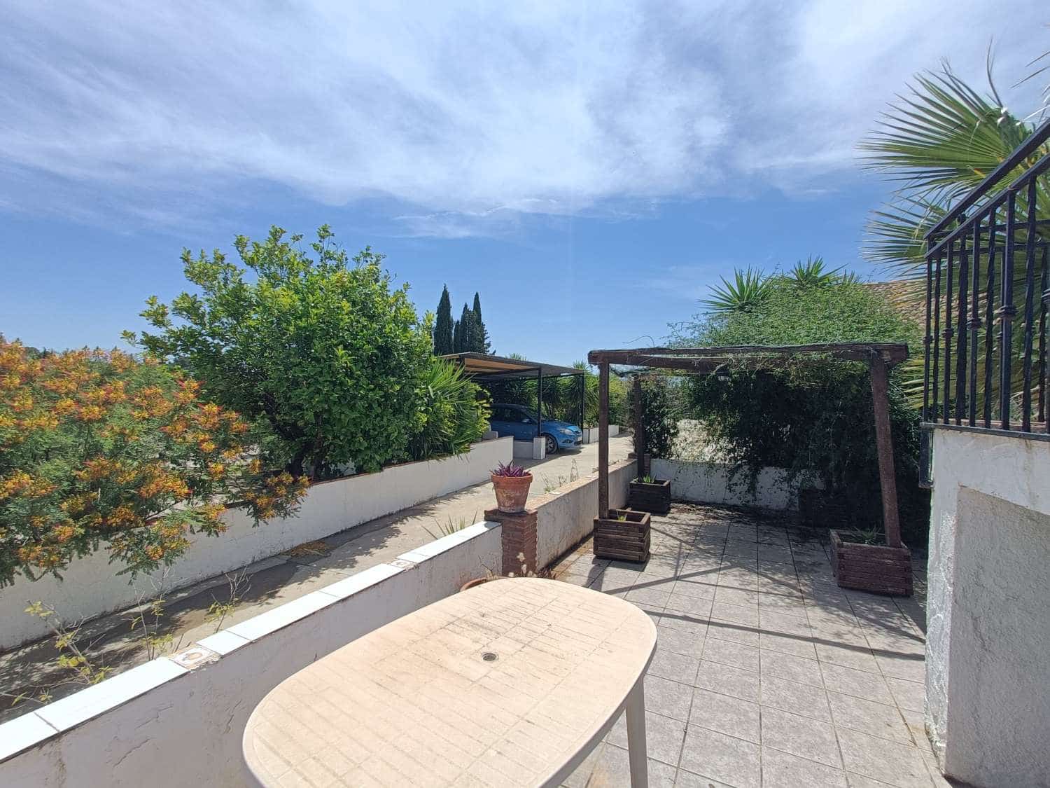 Finca/Casa Rural de 3 habitaciones en Moraleda de Zafayona en venta con piscina garaje - 225.000 € (Ref: 10071877)