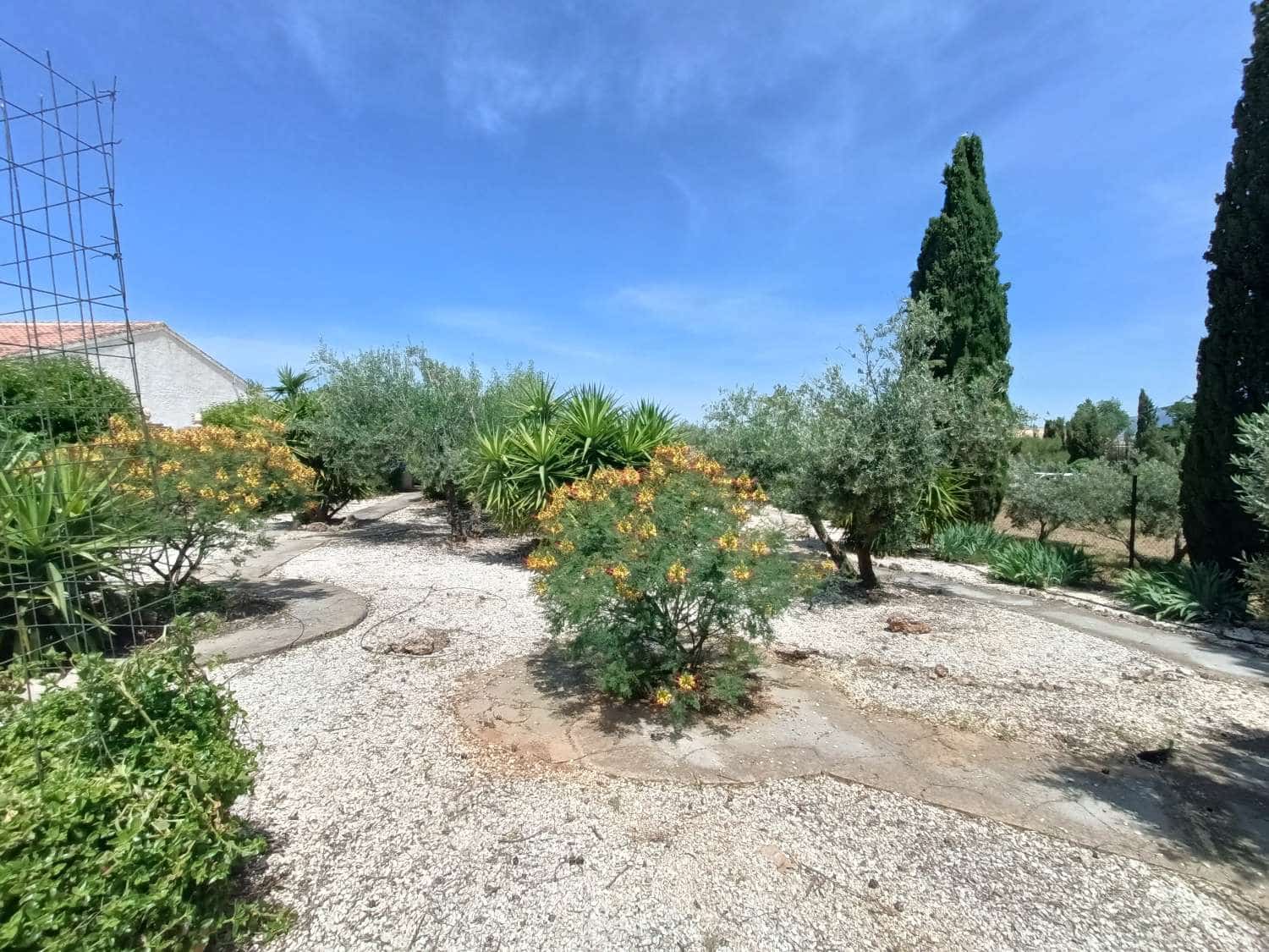 Finca/Casa Rural de 3 habitaciones en Moraleda de Zafayona en venta con piscina garaje - 225.000 € (Ref: 10071877)