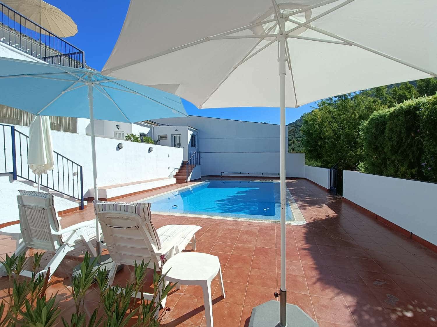 5 chambre Finca/Maison de Campagne à vendre à Algarinejo avec piscine - 359 000 € (Ref: 10085440)