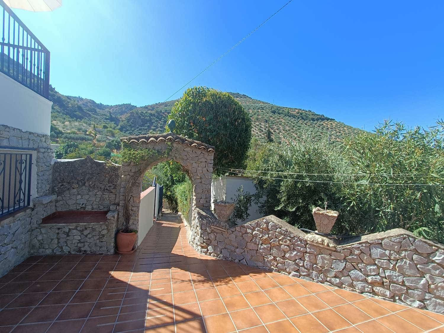5 chambre Finca/Maison de Campagne à vendre à Algarinejo avec piscine - 359 000 € (Ref: 10085440)